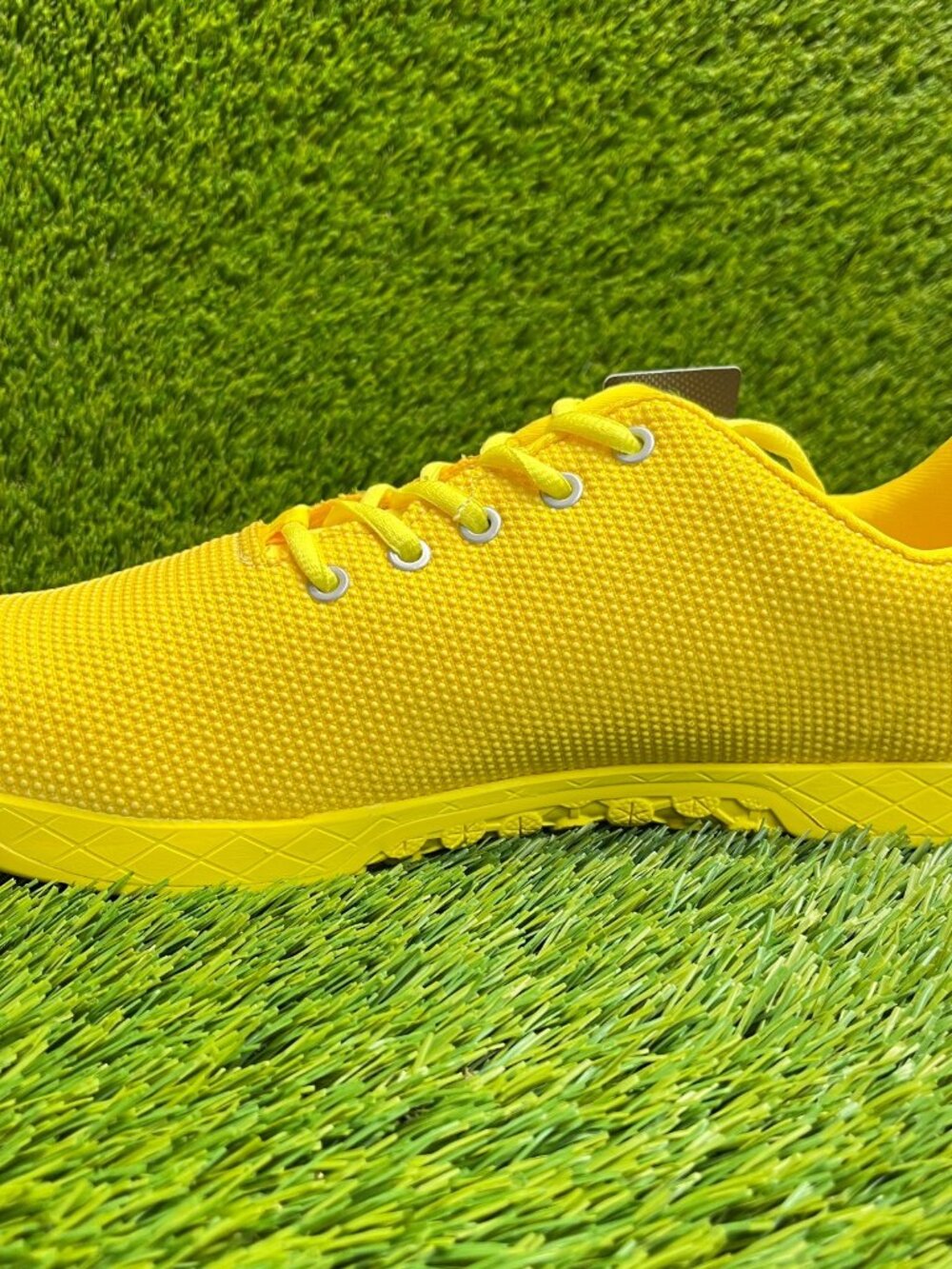 Nobull Lemon Drop Mens Size 12.5 Yellow Running Cross Training Shoes Sneakers - Picture 2 of 10